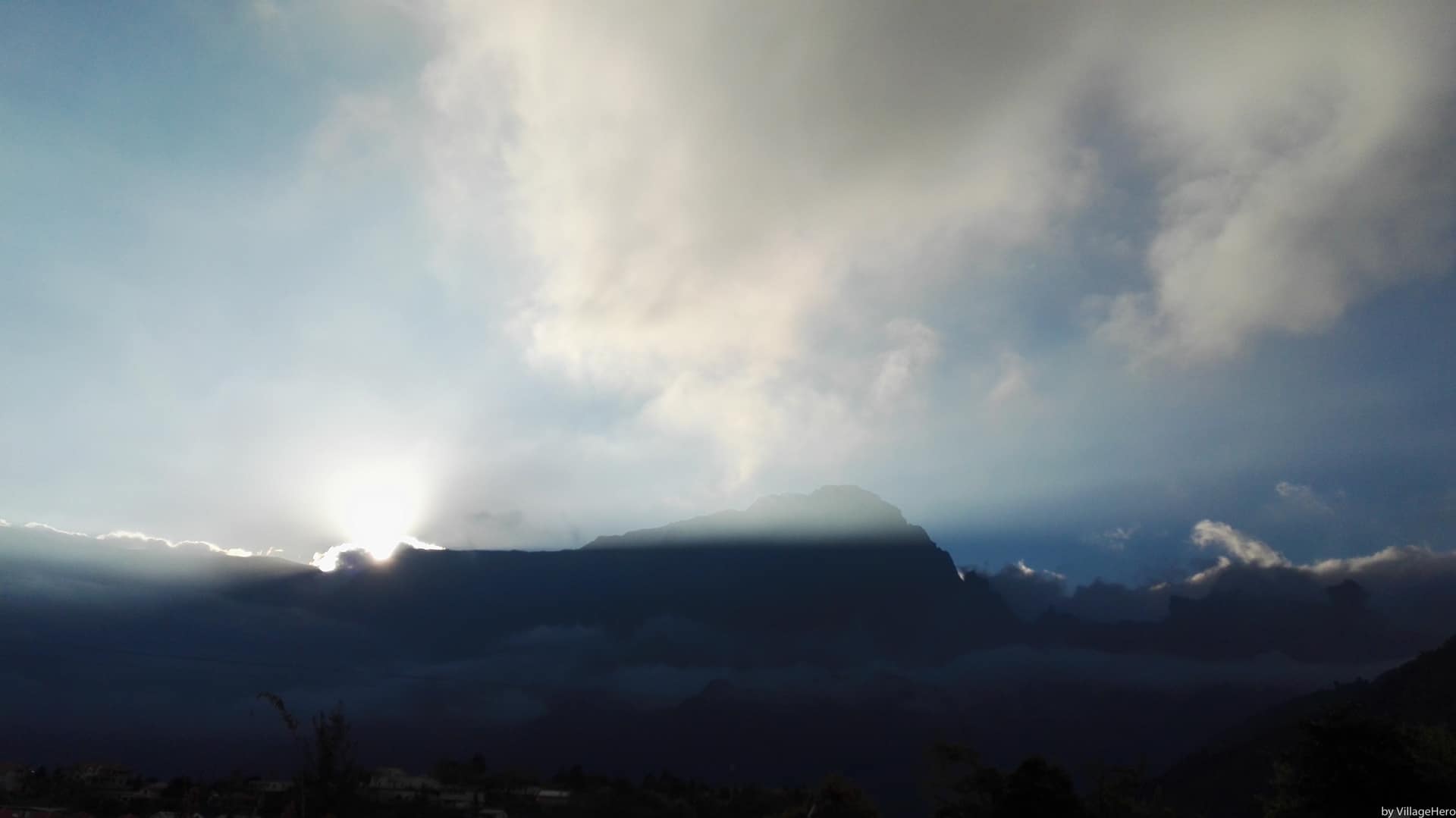 Cilaos sous le Piton des Neiges
