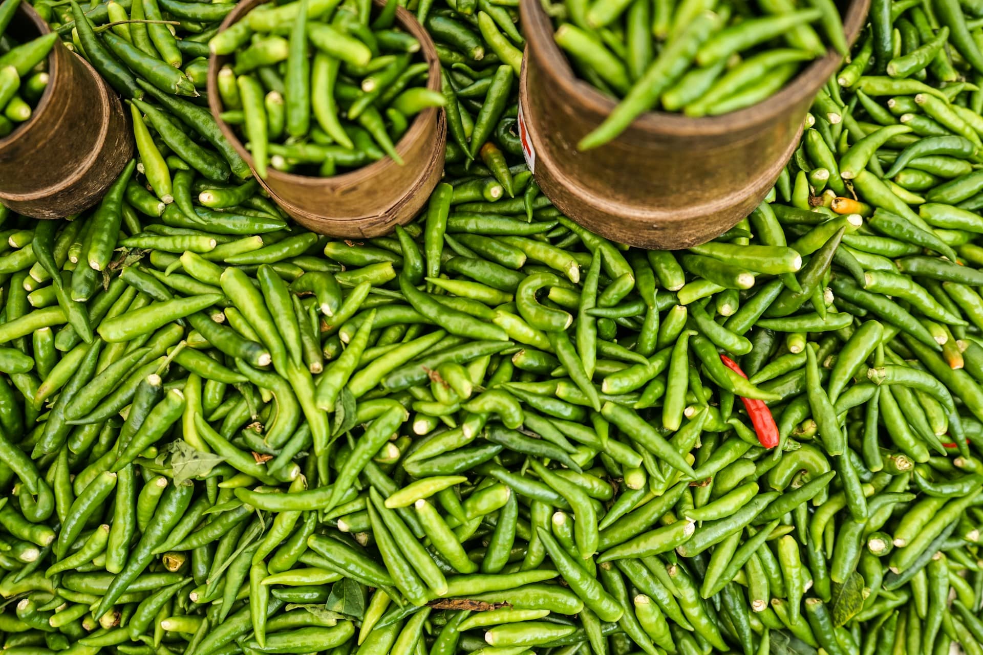 Piments verts au marché forain de Saint-Pierre, le samedi matin