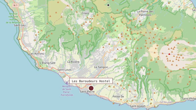 Carte situant Les Baroudeurs Hostel