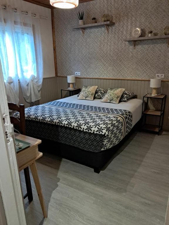 La deuxième chambre, côté jardin · © Les Amoureux du Cirque